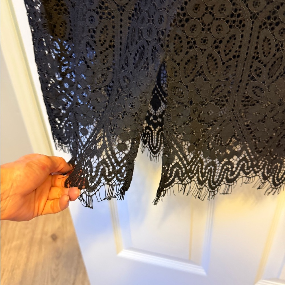NWT Lulu's Black Lace Midi Dress - Picture 6 of 7